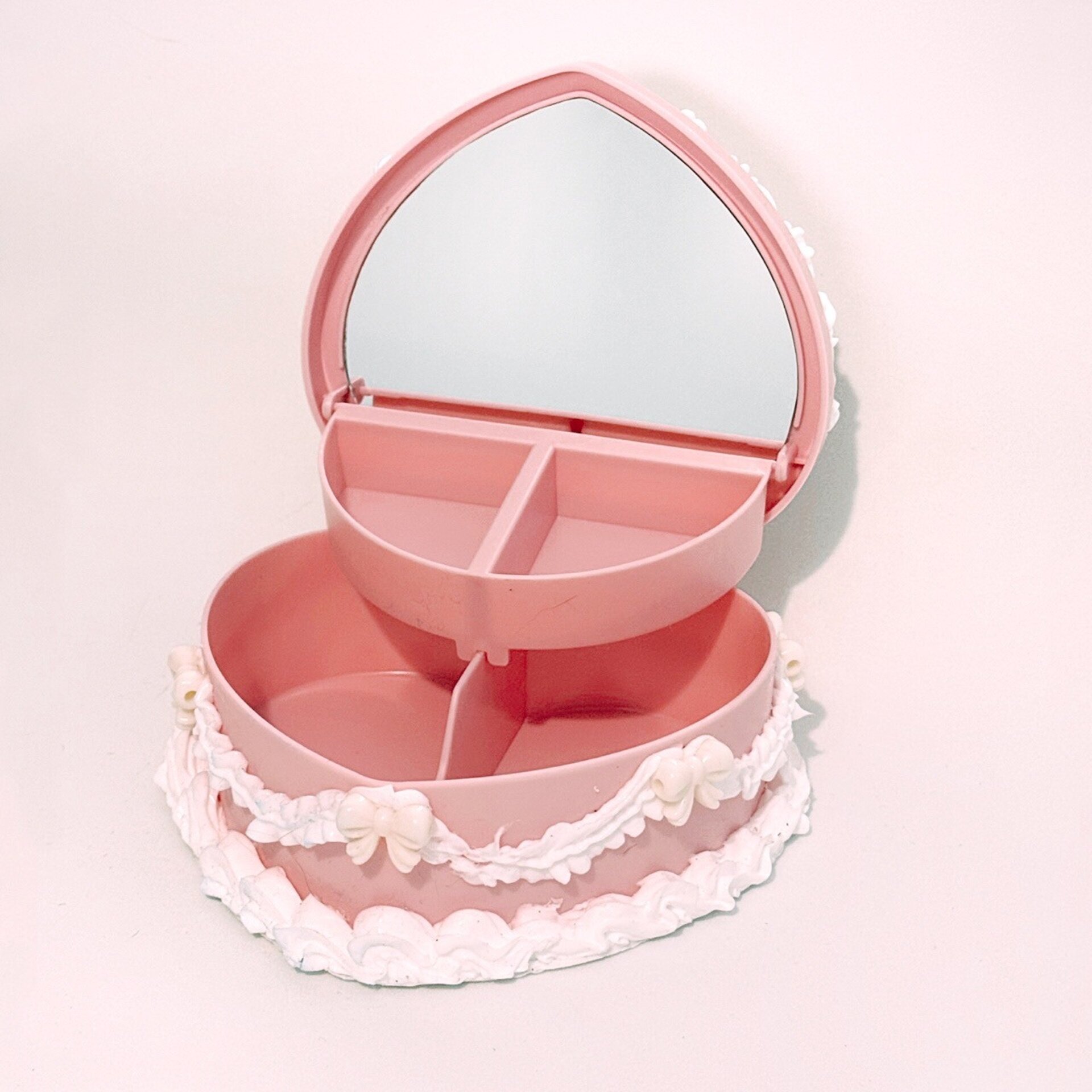 ˚୨୧⋆.˚ Joyero Tarta - Fresitas - 4